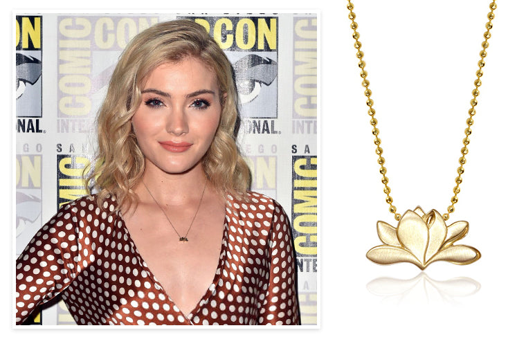 Skyler Samuels @ SDCC #WooSpotting – Alex Woo Jewelry